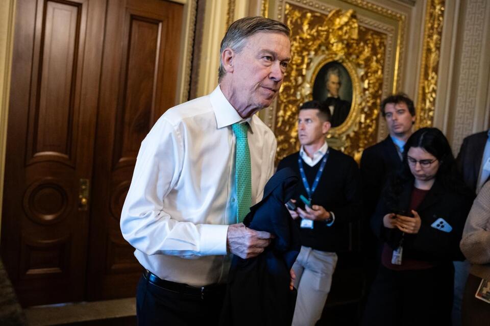 Democrats face a big question on electric vehicles