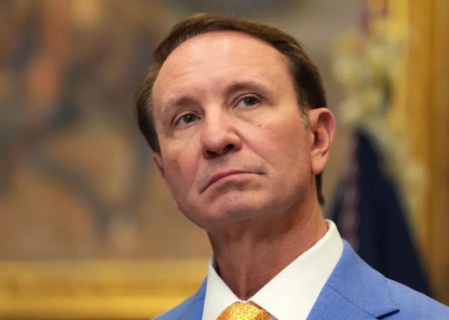 REPORT: Landry administration ramps up NDA requirement for state employees
