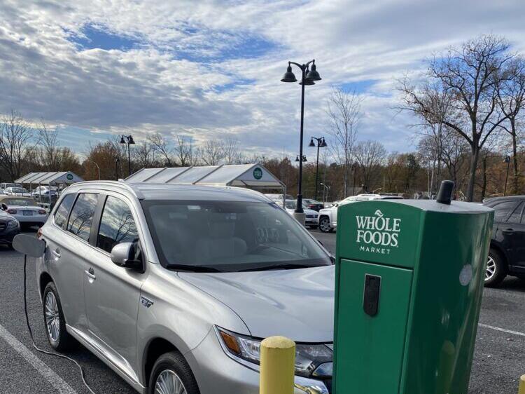 Maryland builds more electric vehicle charging stations