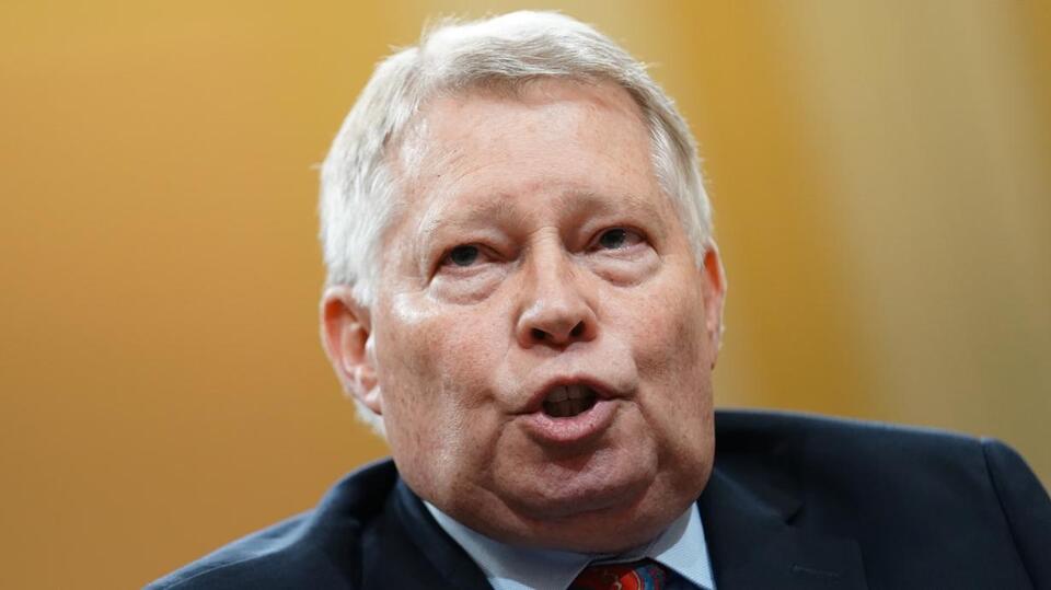 Conservative Judge Warns of Constitutional Crisis After Midterms