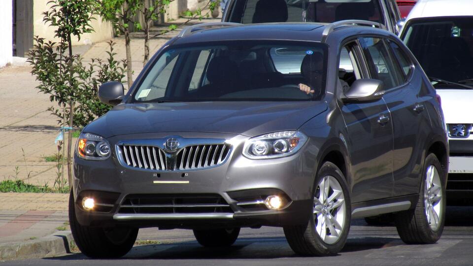 20 Times Car Brands Flagrantly Ripped Off Their Competitors - NewsBreak