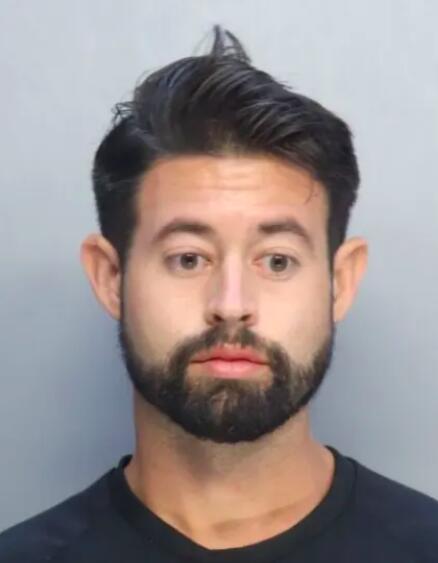 Florida Porsche Driver Shot Man in Foot For 'Taking too Long' to Find ...