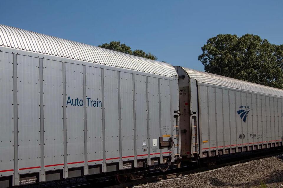 Virginia-to-Florida Train Lets you Bring Your Car - NewsBreak