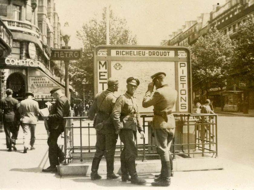 How France uncovered the mystery of the forbidden photos of Nazi ...