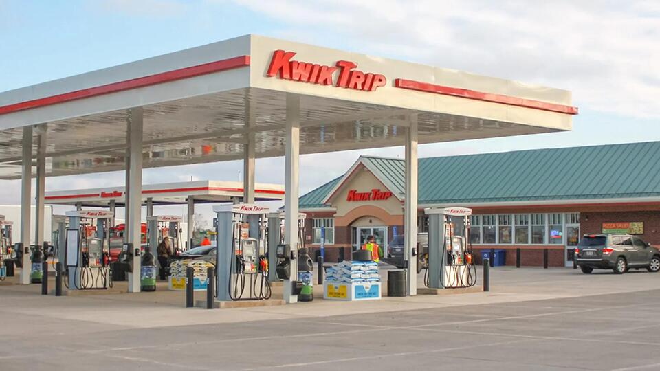 How Kwik Trip and SunStop market their menus to drive store traffic ...