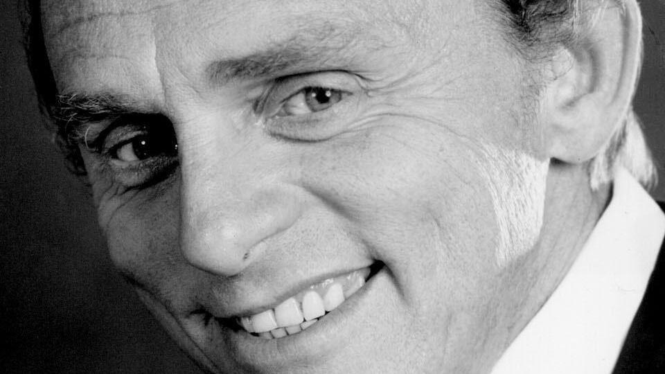 In Memory of Comedian/Actor Frank Gorshin ('Batman's' Original TV ...