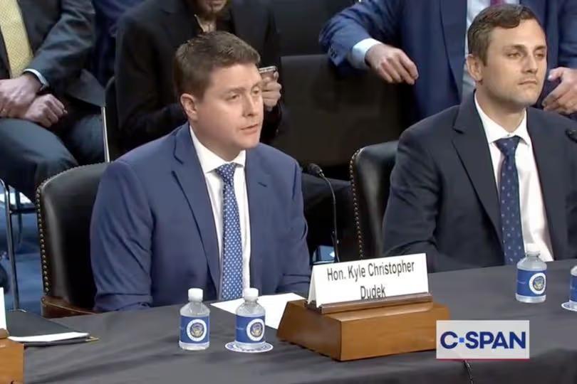Trump appointed judge tears into ICE for detaining man who cannot be ...