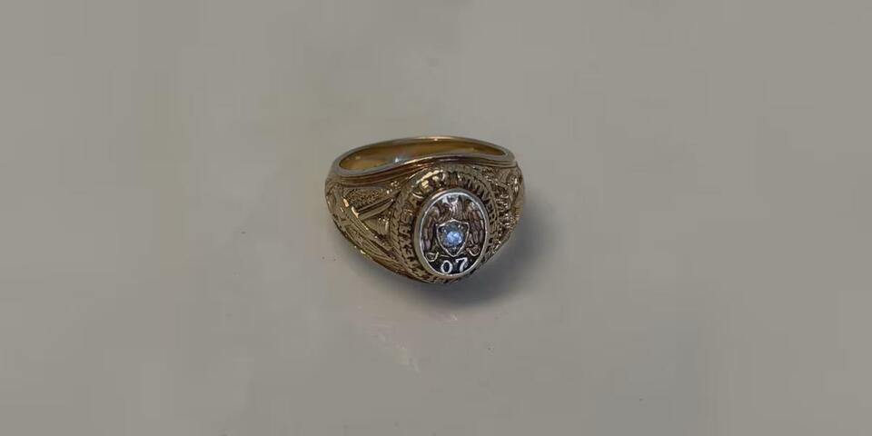 Woman reunites with lost Aggie Ring 16 years later - NewsBreak