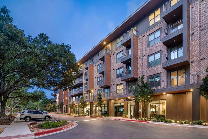 KTGY celebrates opening of 300-unit apartment development in North ...
