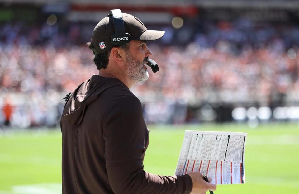 Shedeur Is Stuck in Hell' – NFL Analyst Calls Out Browns HC Kevin Stefanski  for Latest Disrespect of Deion Sanders' Son - NewsBreak