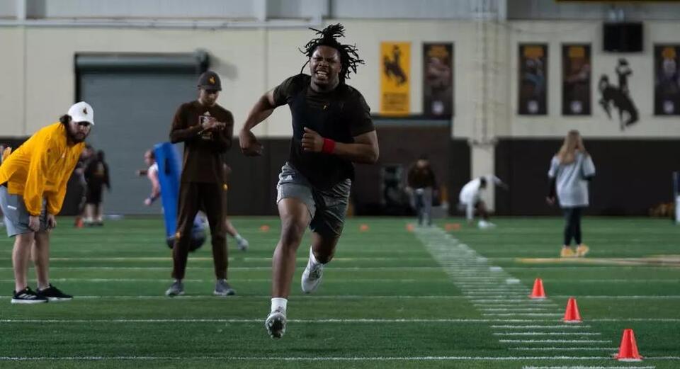 Wyoming’s Gary Rutherford Vying for Playing Time in 2025 - NewsBreak