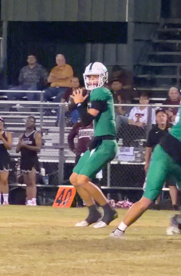 Overton Mustangs Roll Past Tenaha 70-28 On Homecoming Night