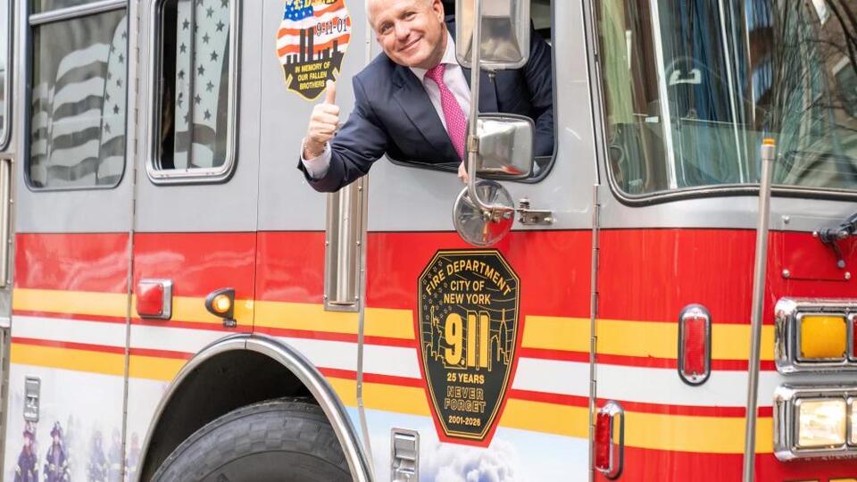 FDNY gives commissioner a final rideout at headquarters - NewsBreak