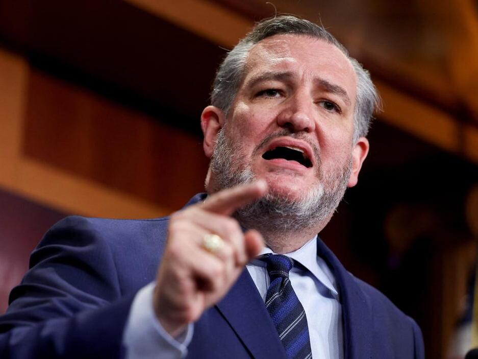 Ted Cruz Suffers Hit as Texas’ Biggest Newspaper Endorses Rival