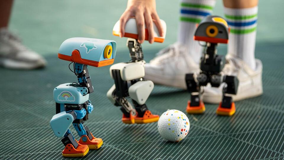Hottest toy for Christmas? Nvidia CEO plays with adorable Microduck ...