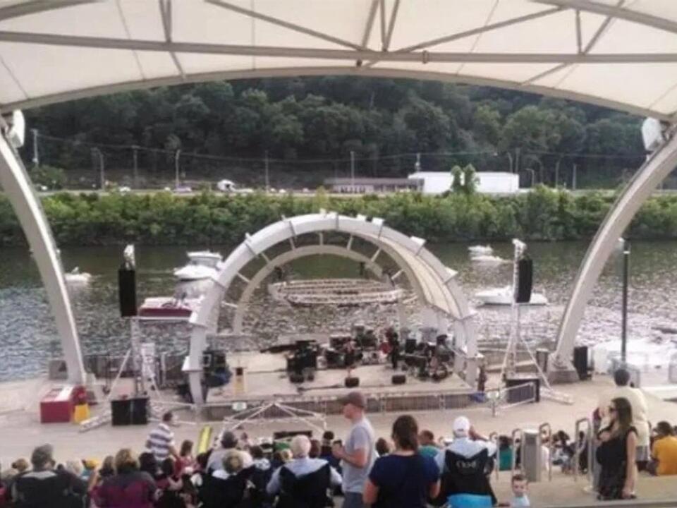 Live on the Levee, outdoor dining makes a return to Charleston Friday night