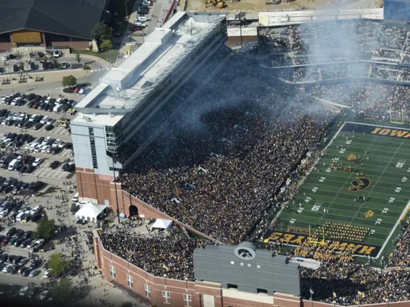 Hawkeyes sell out all 2024 home football games