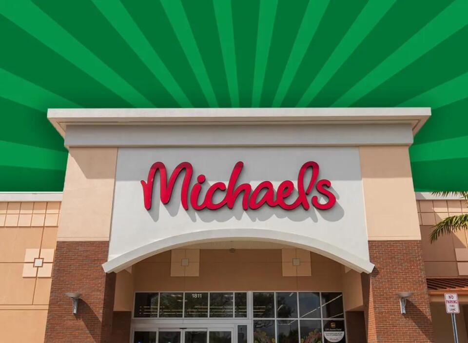 11 Best New Michaels Christmas Wreath Finds Under $20 - NewsBreak