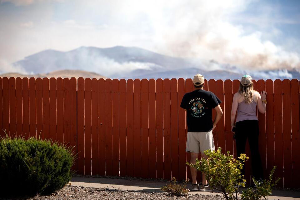 Firefighters gaining control of massive Hawk Fire near Reno: Officials ...