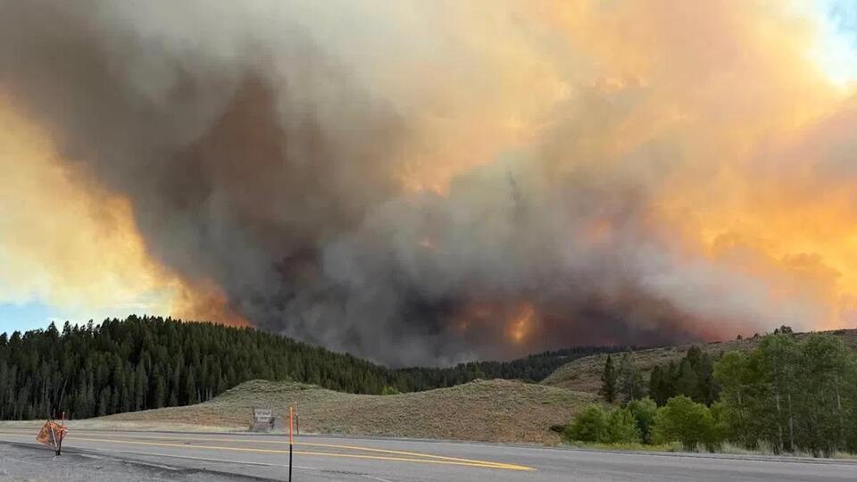 Willow Creek Fire grows to over 3,800 acres, Evacuation orders ...