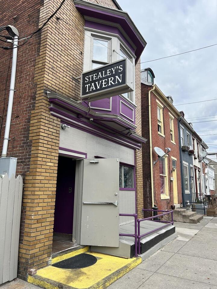 View of Stealey's Tavern opens in Midtown with big menu, 