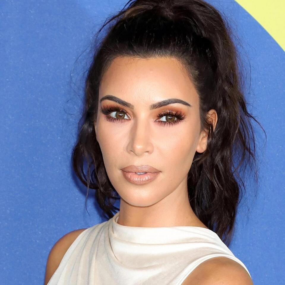 Kim Kardashian’s Unedited Bikini Photos Leak And Fans ‘Can’t Wait’ For Her To Post The Photoshop