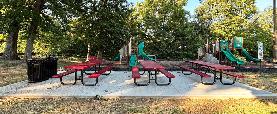 Williamstown discusses bid on surplus property