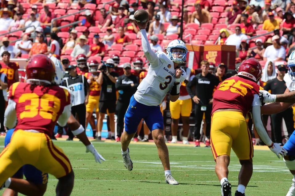 Weaver's calm intensity inside the coliseum is SJS' real story in matchup vs. Maiava, USC