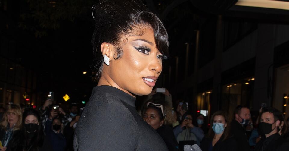 Megan Thee Stallion Wows in a Daring Cutout Dress With Strappy Crystal-Embellished Sandals at Glamour Women of the Year Awards – NewsBreak