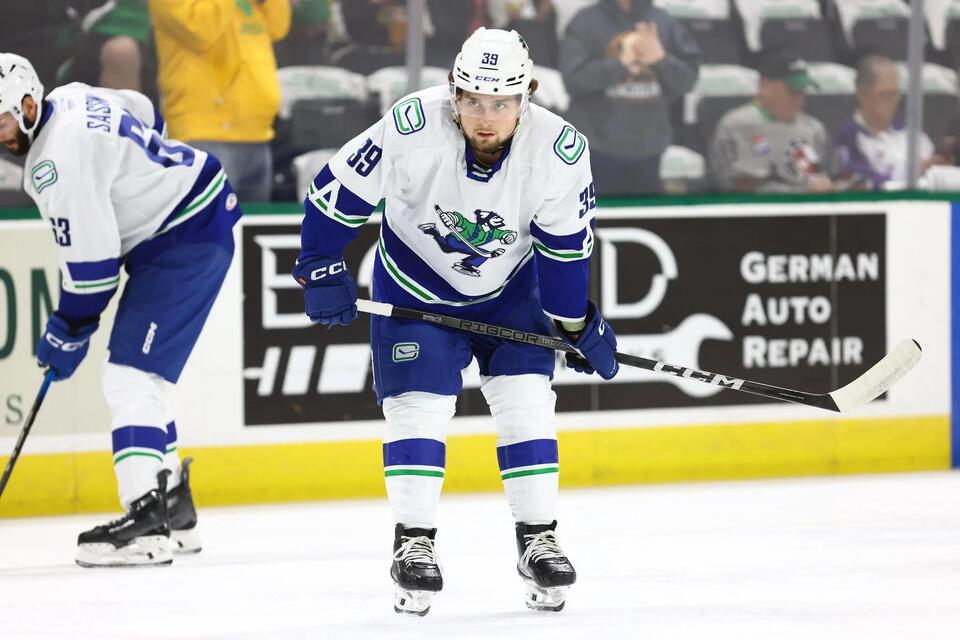 Canucks Prospects Report: Novotny, Mueller, Cootes & 2026 Draft Class ...