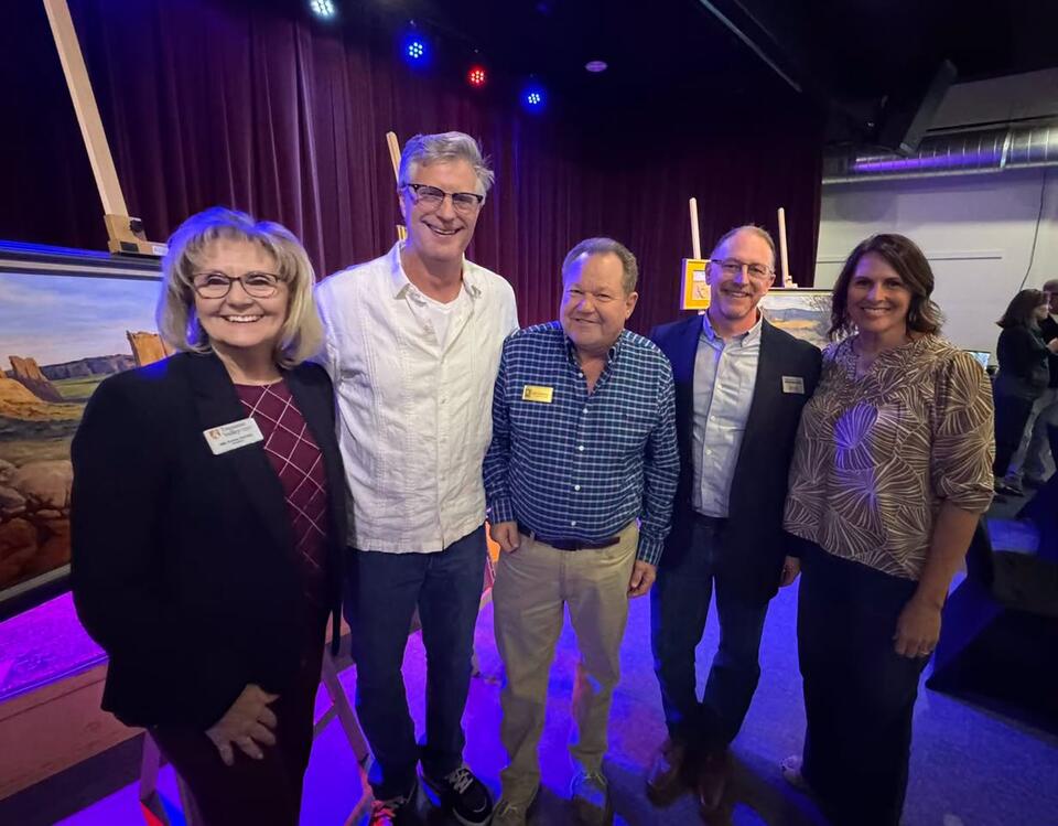 Art, Community, and Connection – An Evening at The Frosty Badger in ...