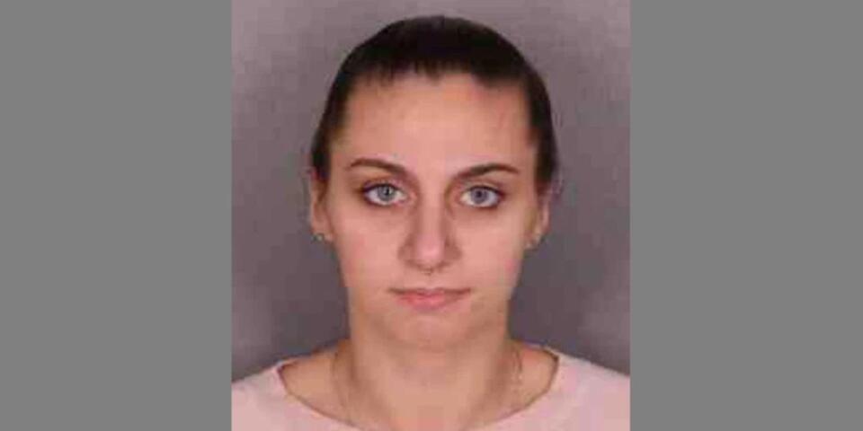 Woman accused of promoting prison contraband at NYS facilities - NewsBreak