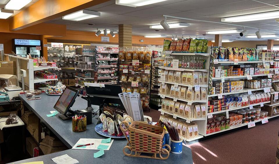 New Dauphin County snack outlet has shoppers lining up for its sweet ...