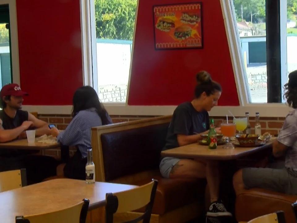 Local restaurant owner shares story of how her business began