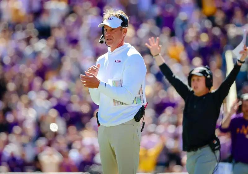 Angry Lane Kiffin Calls Out Refs Despite Apology for Mistakes After ...