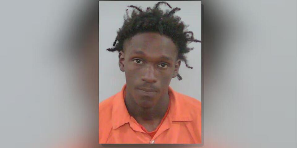 Lake City man leads officers on car chase after pointing gun at driver ...