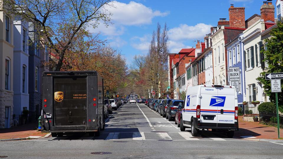 Parcel carriers score 98% for on-time delivery during holiday rush ...