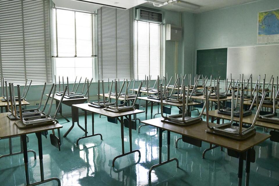 Teacher Testifies in Court She Thought She Was Dying After Being Shot ...