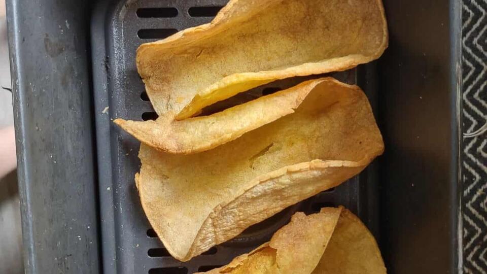 Why Air Frying Taco Shells is the Easy Way to Make Them - NewsBreak