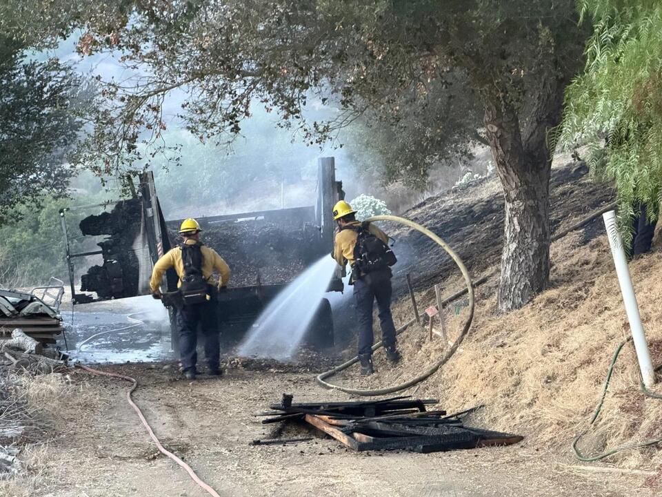 Vegetation Fire Breaks Out off Santa Barbara’s Foothill Road, Forward Progress Stopped