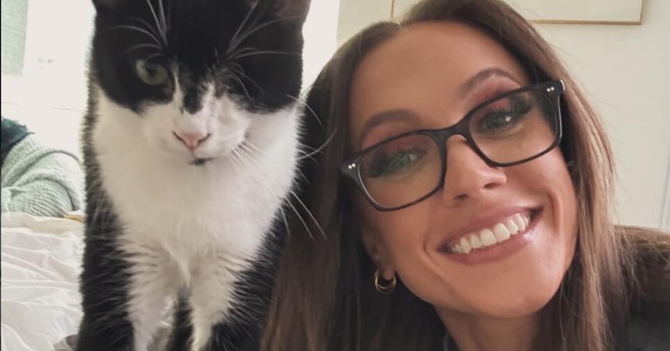 Cable News Personality Kat Timpf, 37, Says Newest Family Member Is Juan, The One-Eyed Rescue Cat- Pet Therapy For Cancer Patients