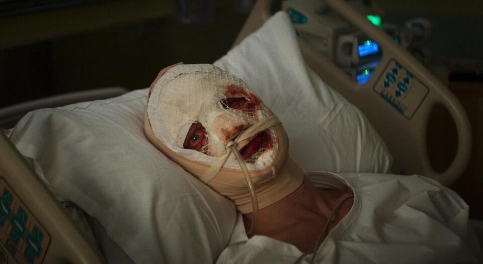 Review: The body horror is great in DC's 'Clayface' but the script is a ...