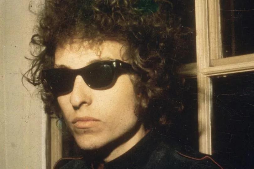 Bob Dylan had 'nervous breakdown' while recording We Are The World ...