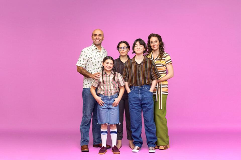Photos: Meet the Cast of FUN HOME at The Huntington - NewsBreak