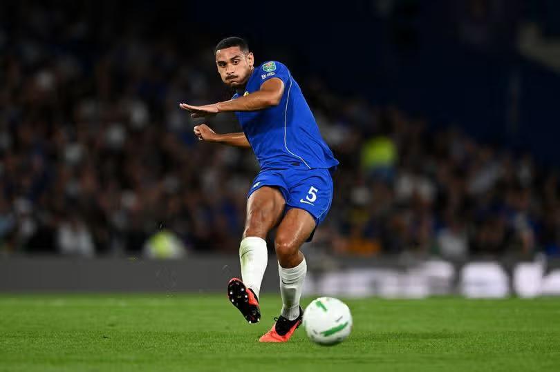 Jamie Carragher says $69M Chelsea star 'doesn't look comfortable' before Liverpool tie