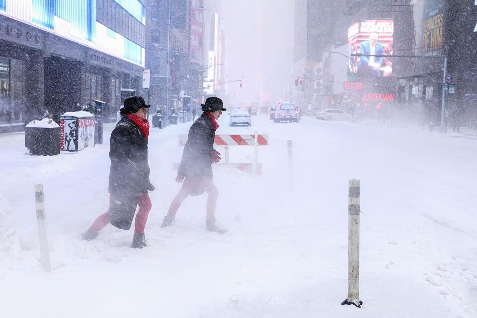 Will a bomb cyclone hit the East Coast over the weekend? The latest ...