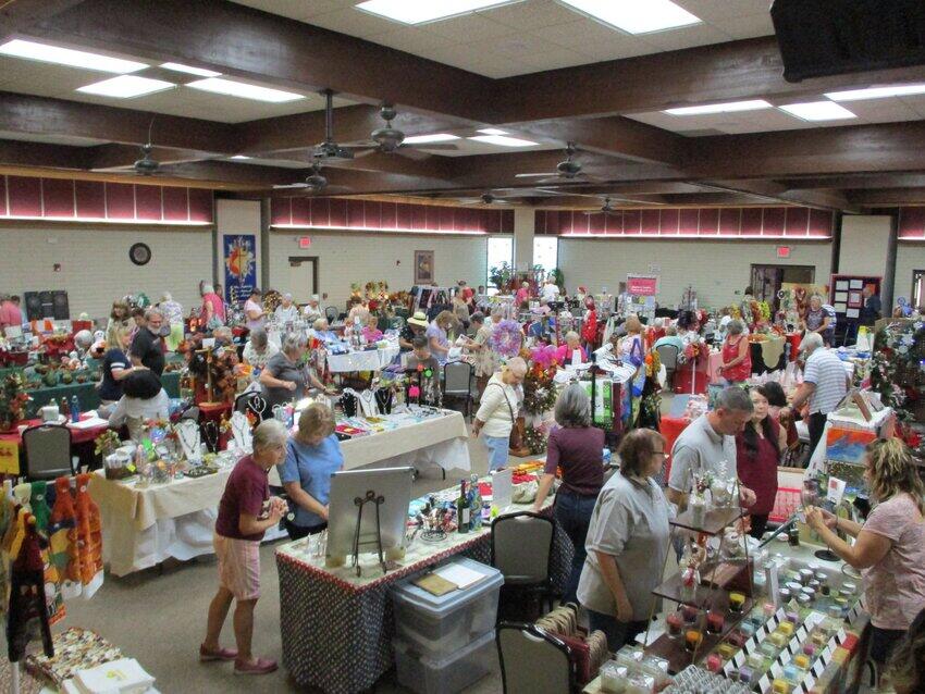 Sun City church slates December craft fair - NewsBreak