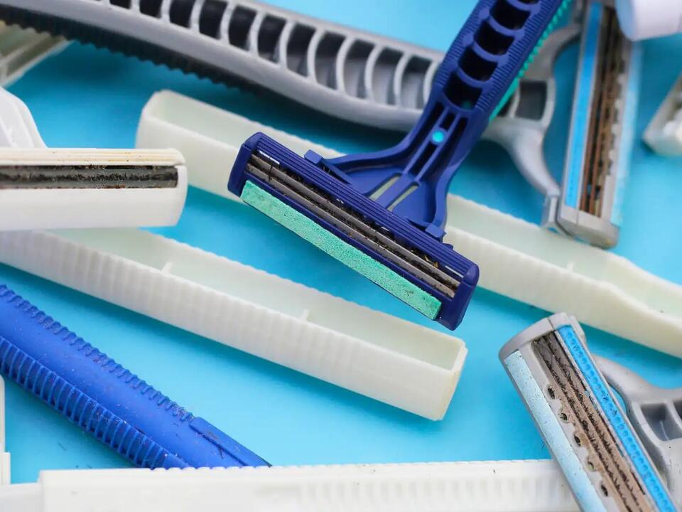 Yes, You Can Bring a Razor on a Plane. Here's How