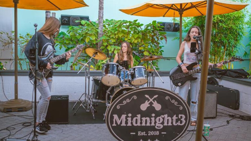 Delray Beach dinner fundraiser to support foster children - NewsBreak