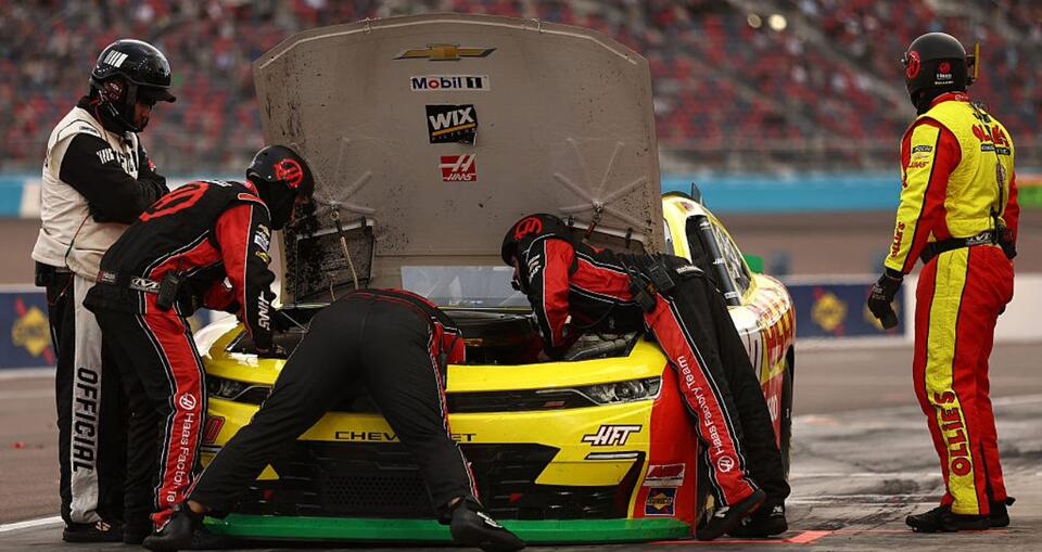 Sheldon Creed falls from O’Reilly Series Chase lead after Phoenix short ...